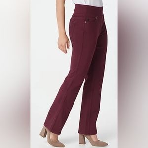 Belle by Kim Gravell Bordeaux  boot cut jeans, never worn!
